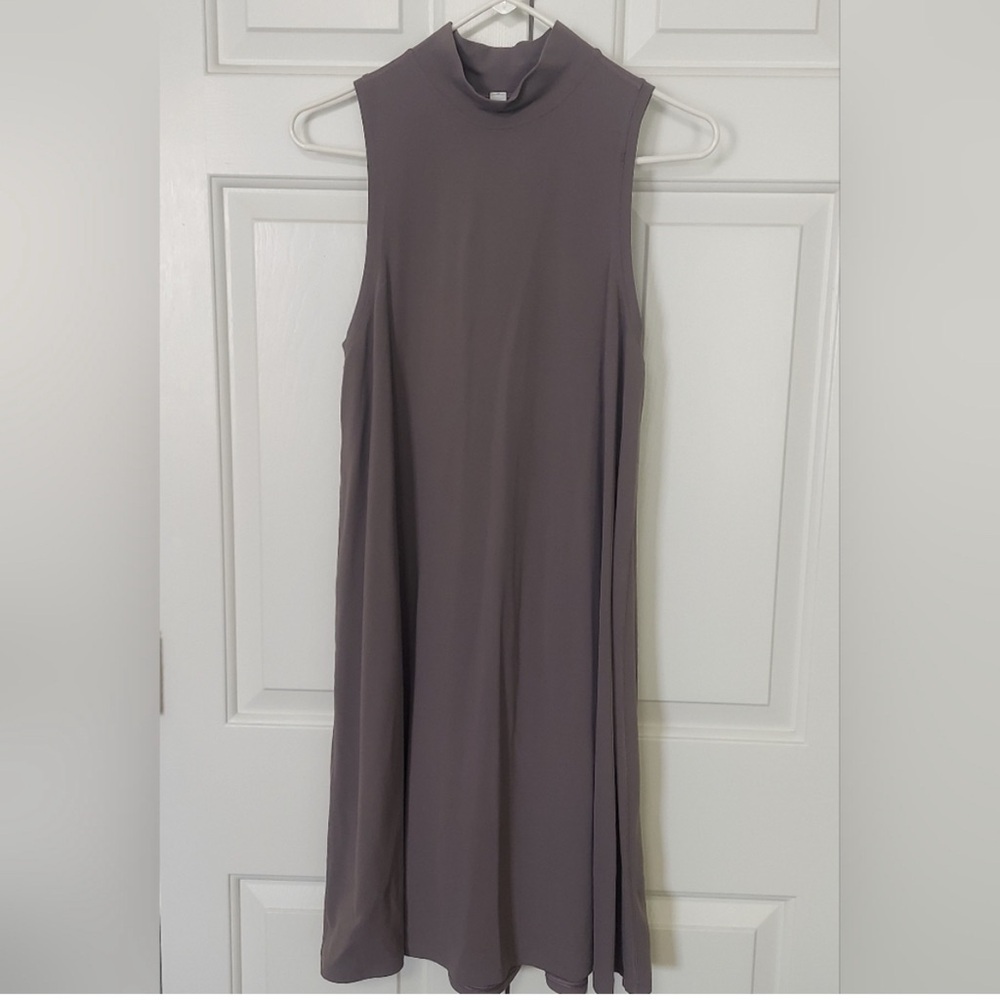 Lululemon Sleeveless Gray Dress